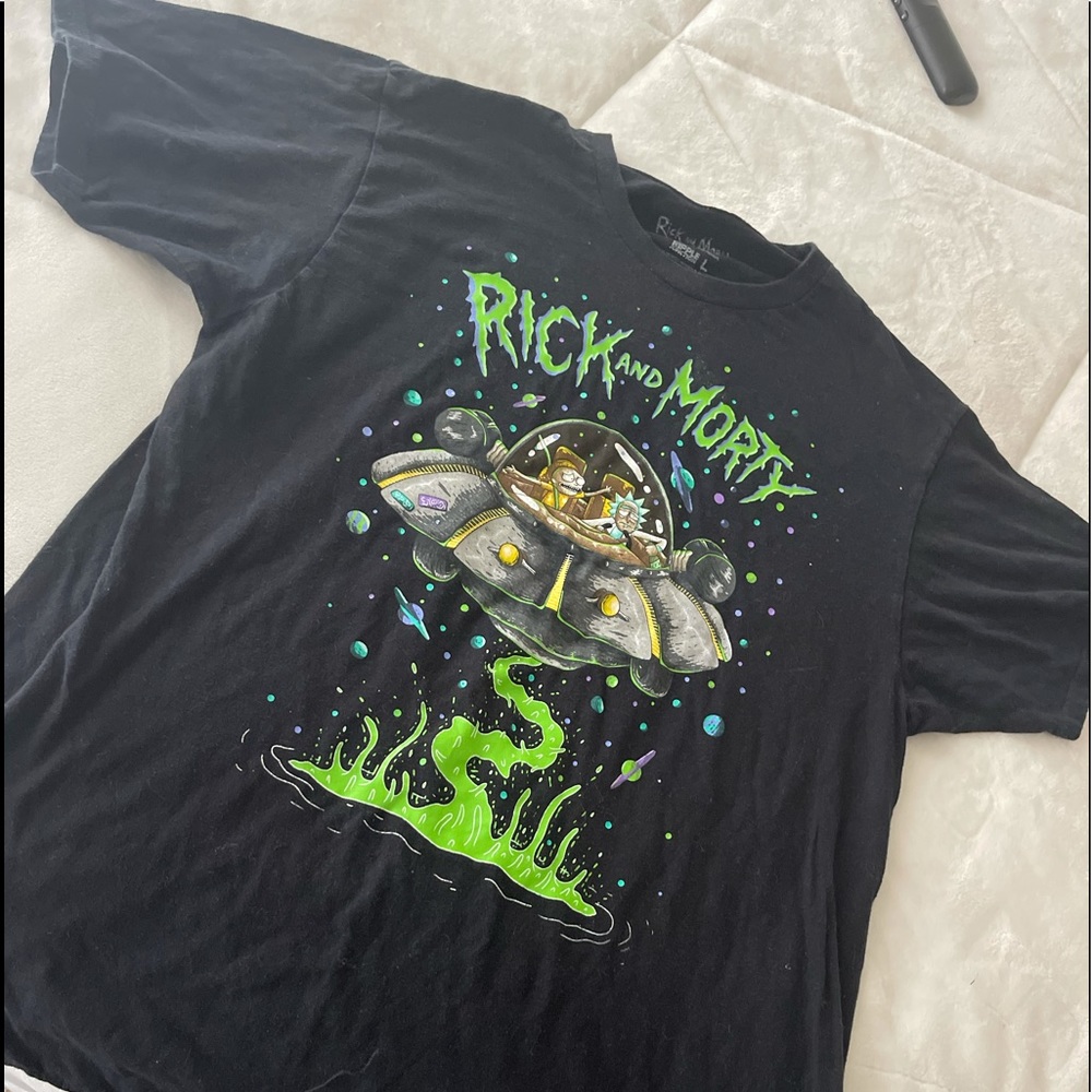 Men’s T shirt size Large